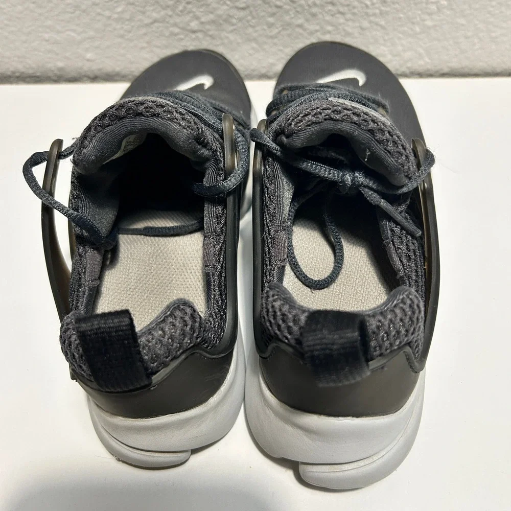 Nike Air Presto Black White Kids Running Shoes 844766-015 Size 1Y